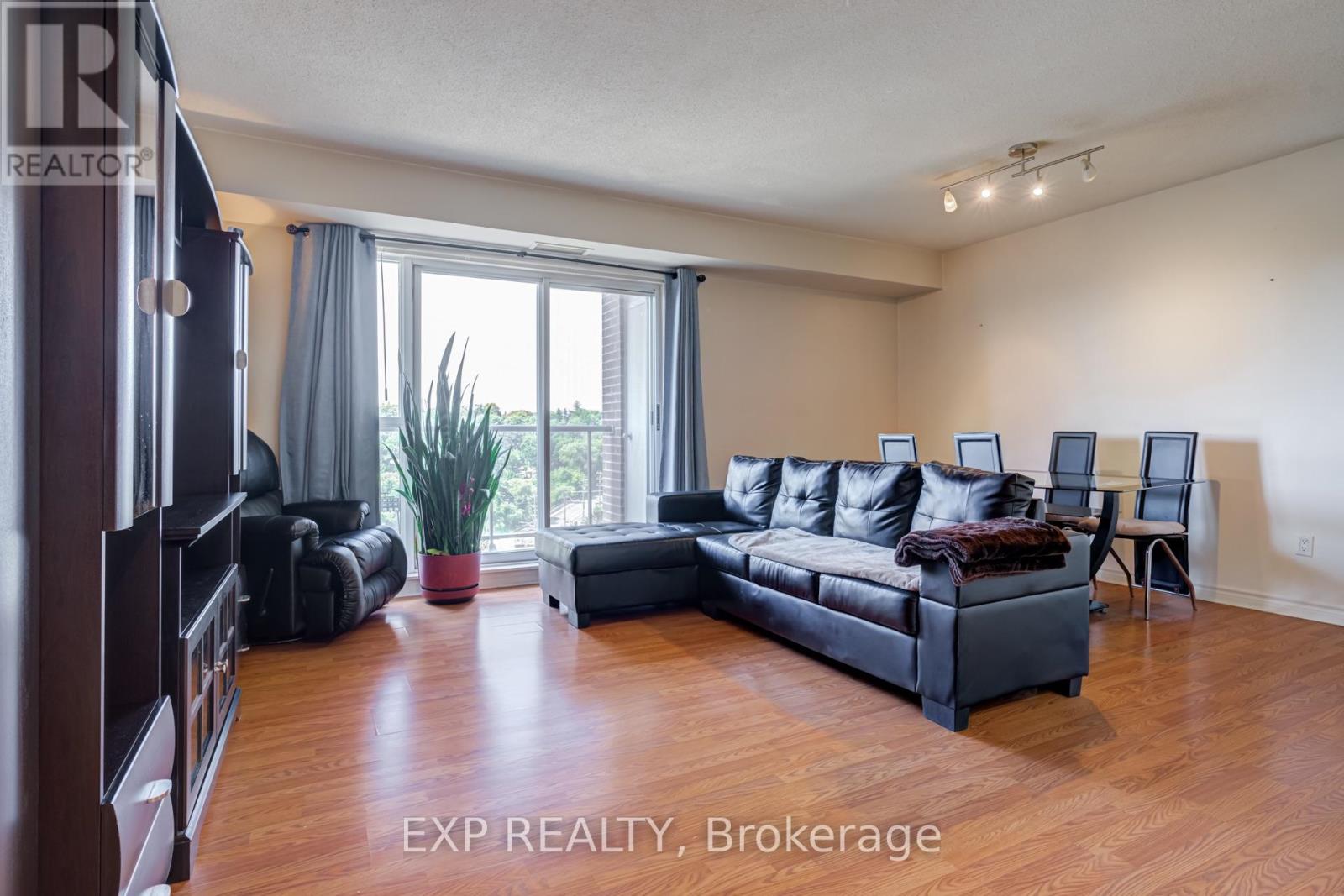 #707 2088 LAWRENCE AVENUE W - 3