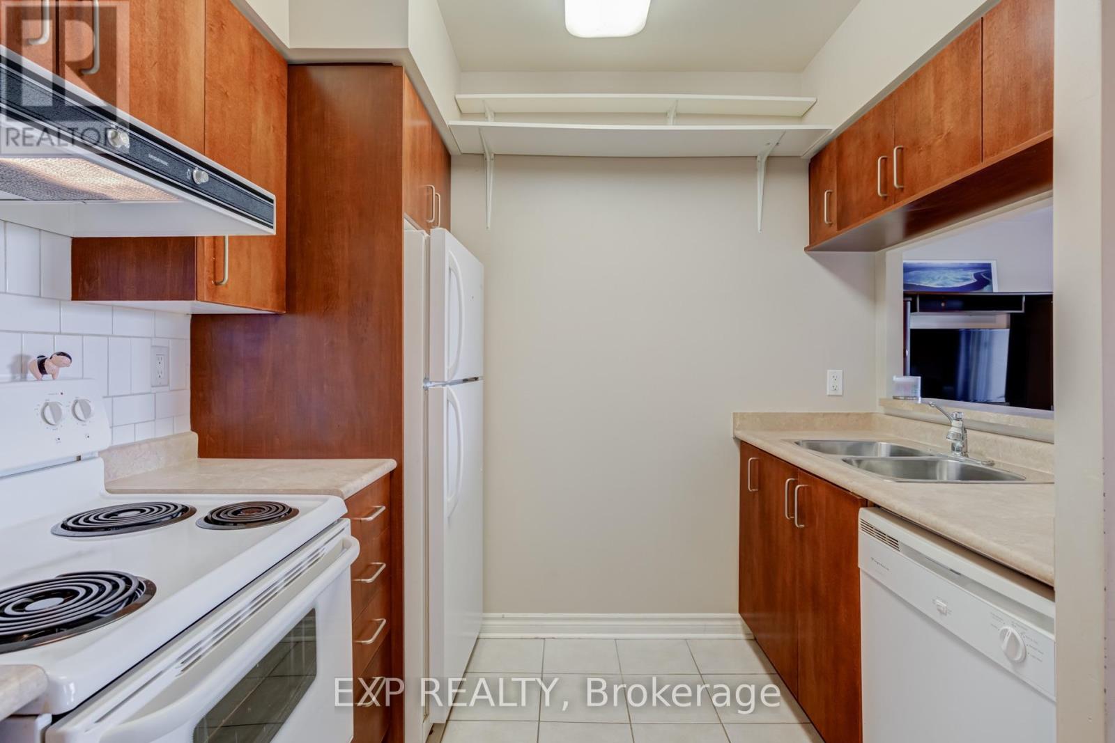 #707 2088 LAWRENCE AVENUE W - 7