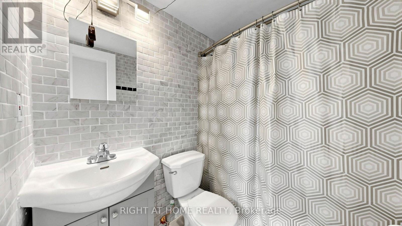 #1201 335 DRIFTWOOD AVENUE - 23