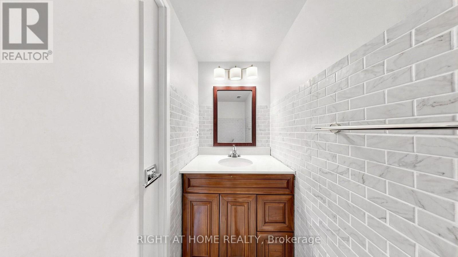 #1201 335 DRIFTWOOD AVENUE - 26