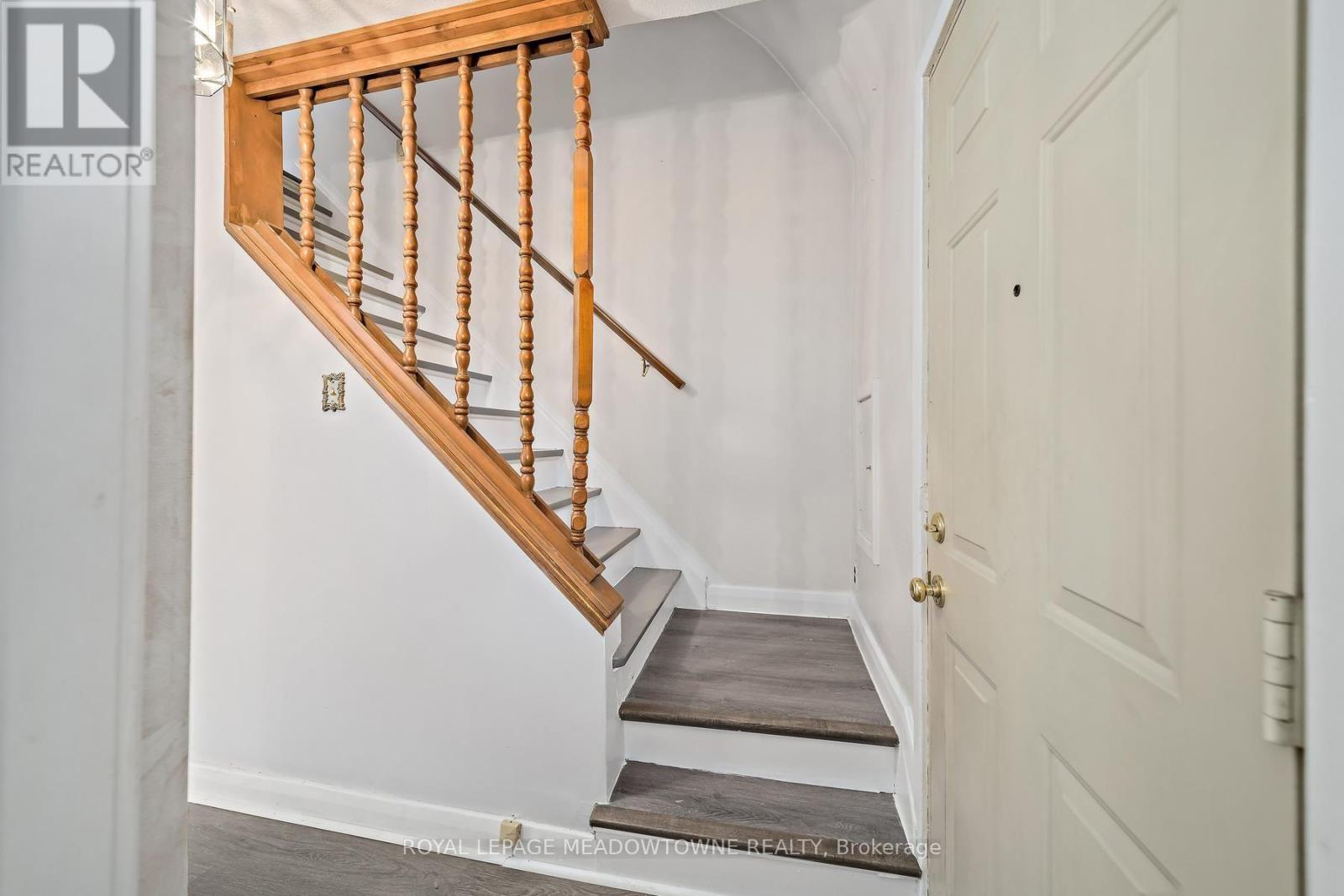 27 HATFIELD CRESCENT - Image 19