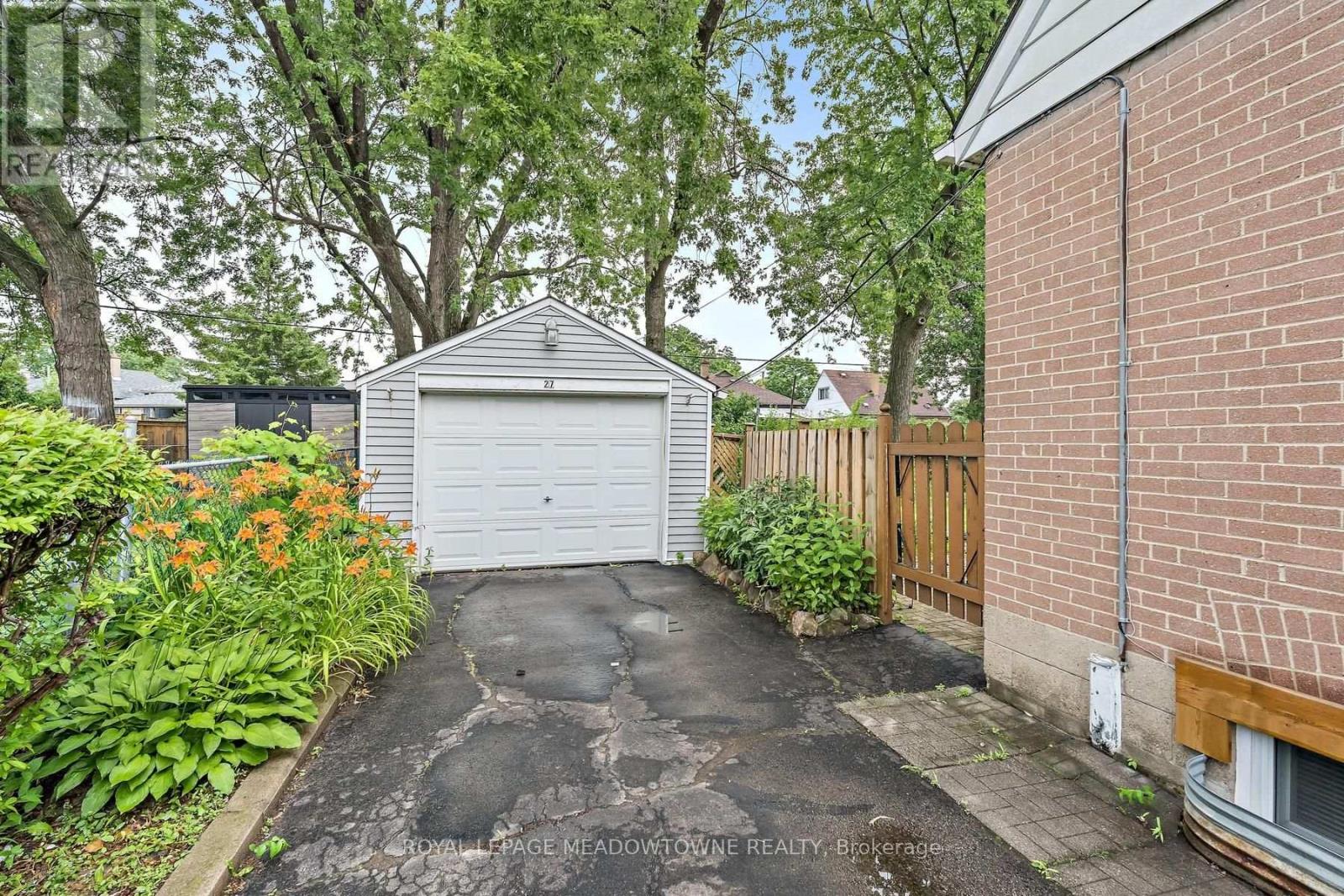 27 HATFIELD CRESCENT - Image 29