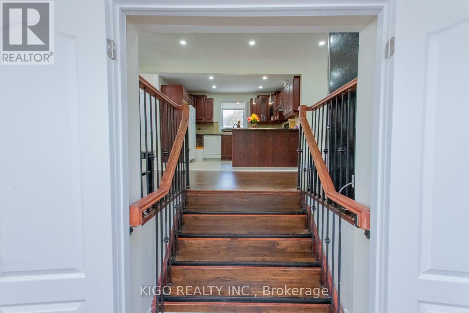 1328 CAWTHRA ROAD - 11