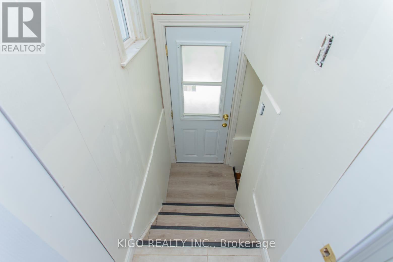 1328 CAWTHRA ROAD - 18