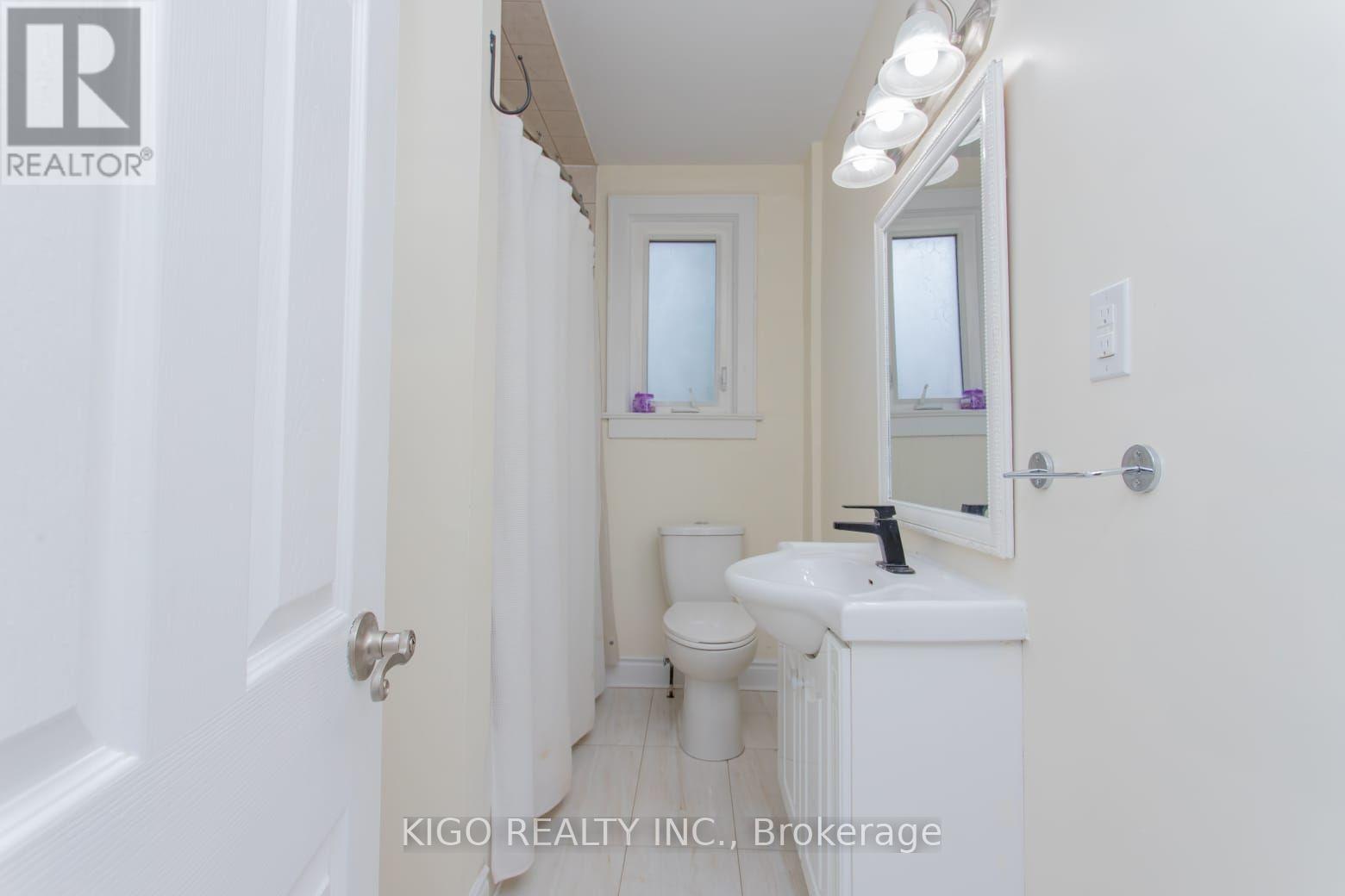 1328 CAWTHRA ROAD - 28