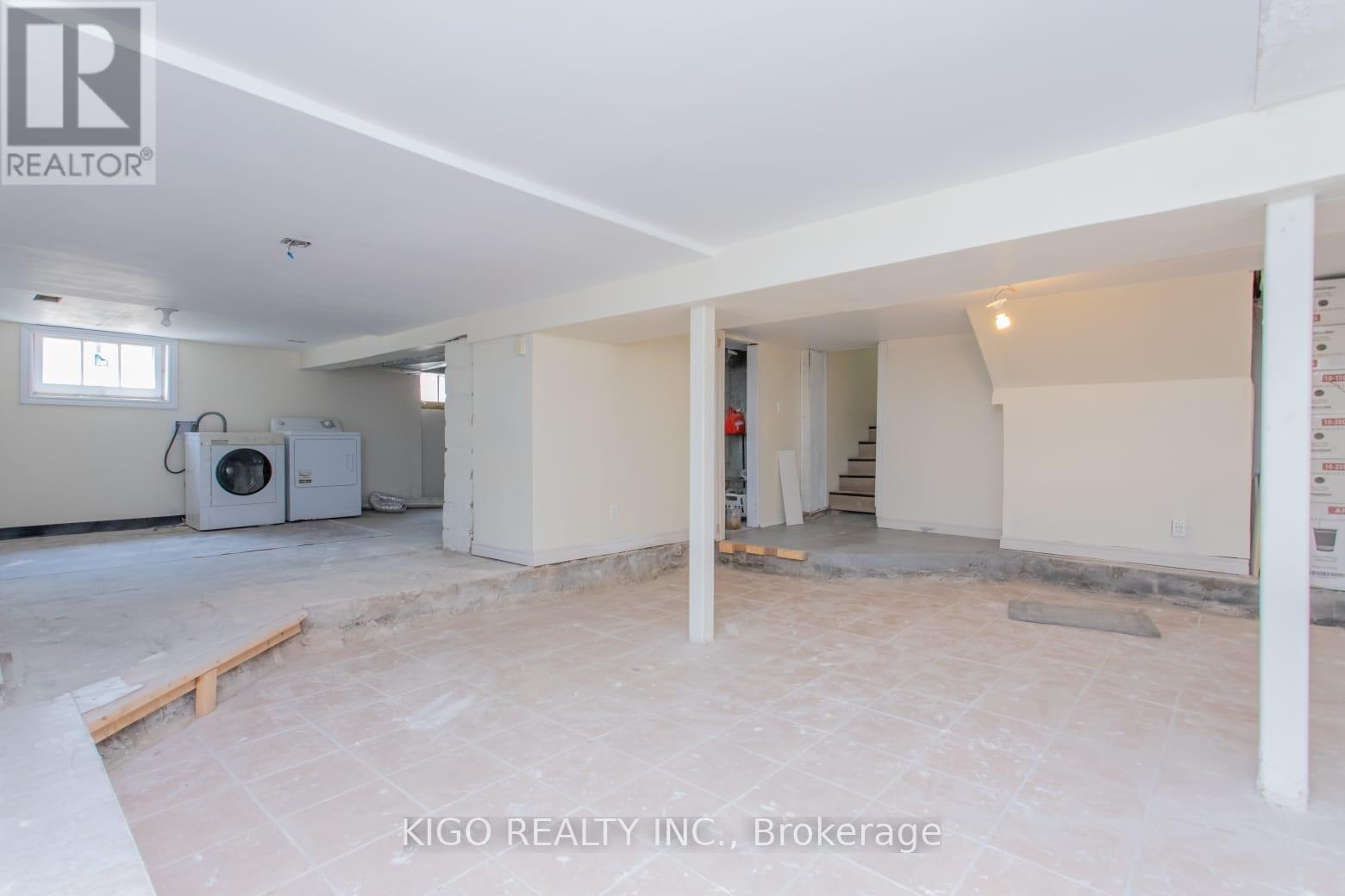 1328 CAWTHRA ROAD - 37