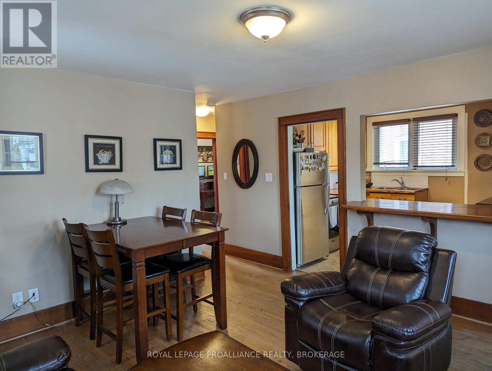 51 DUNDAS STREET - 13