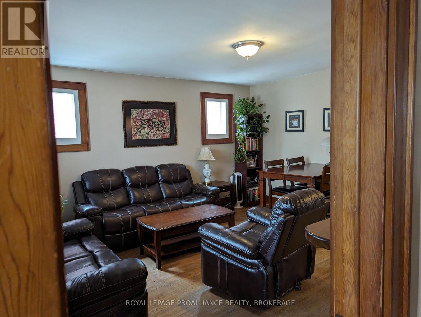 51 DUNDAS STREET - 11