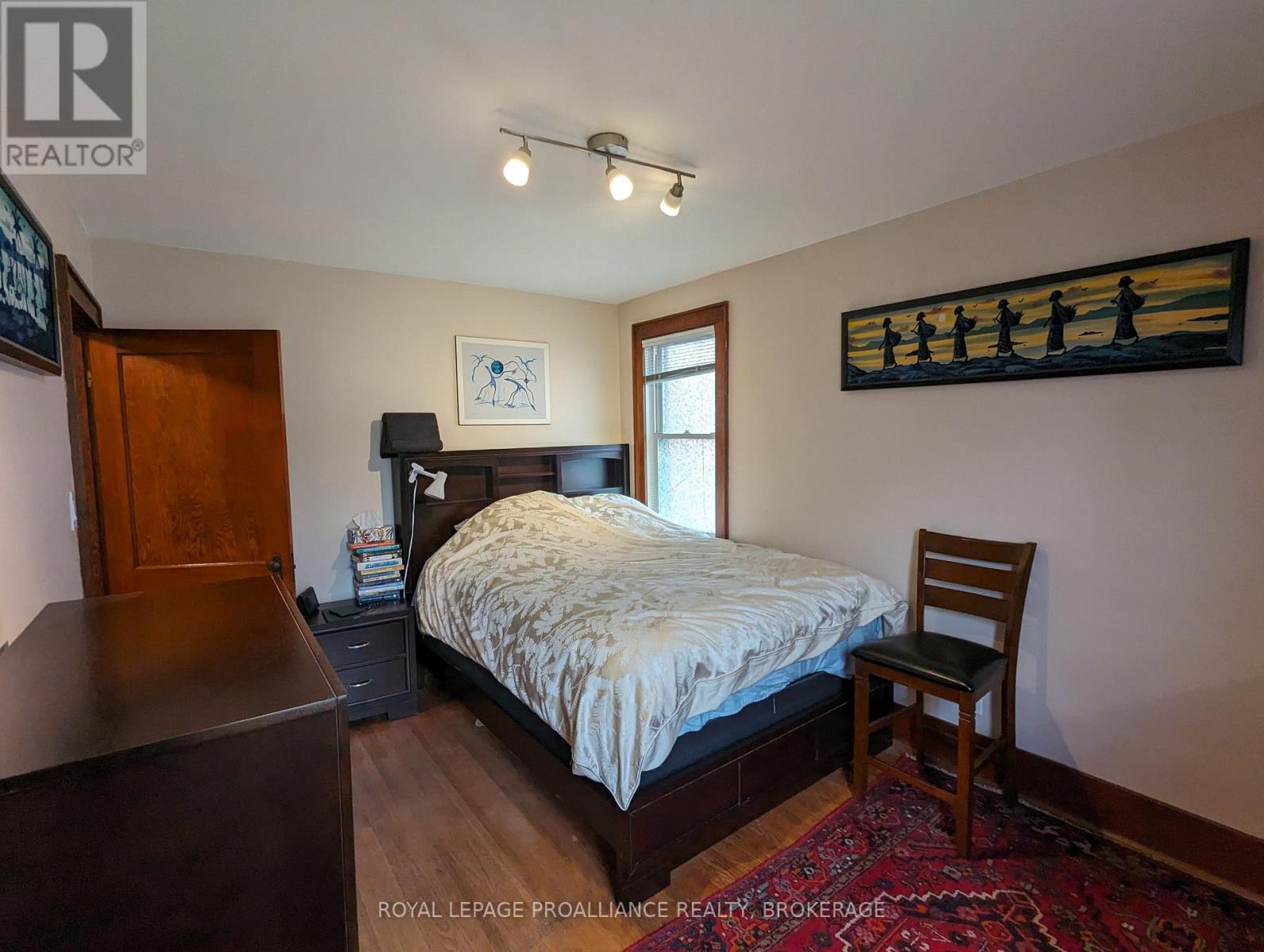51 DUNDAS STREET - 19