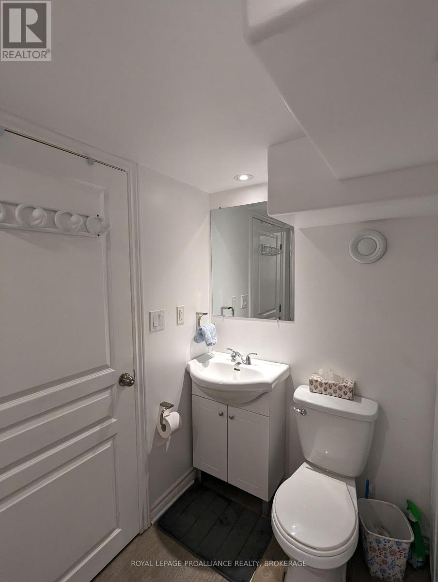 51 DUNDAS STREET - 31