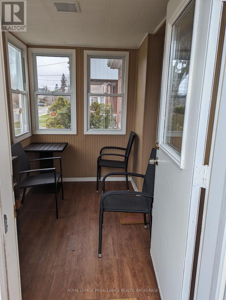51 DUNDAS STREET - 4