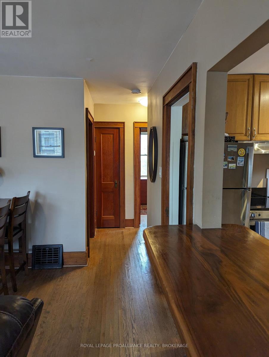 51 DUNDAS STREET - 9