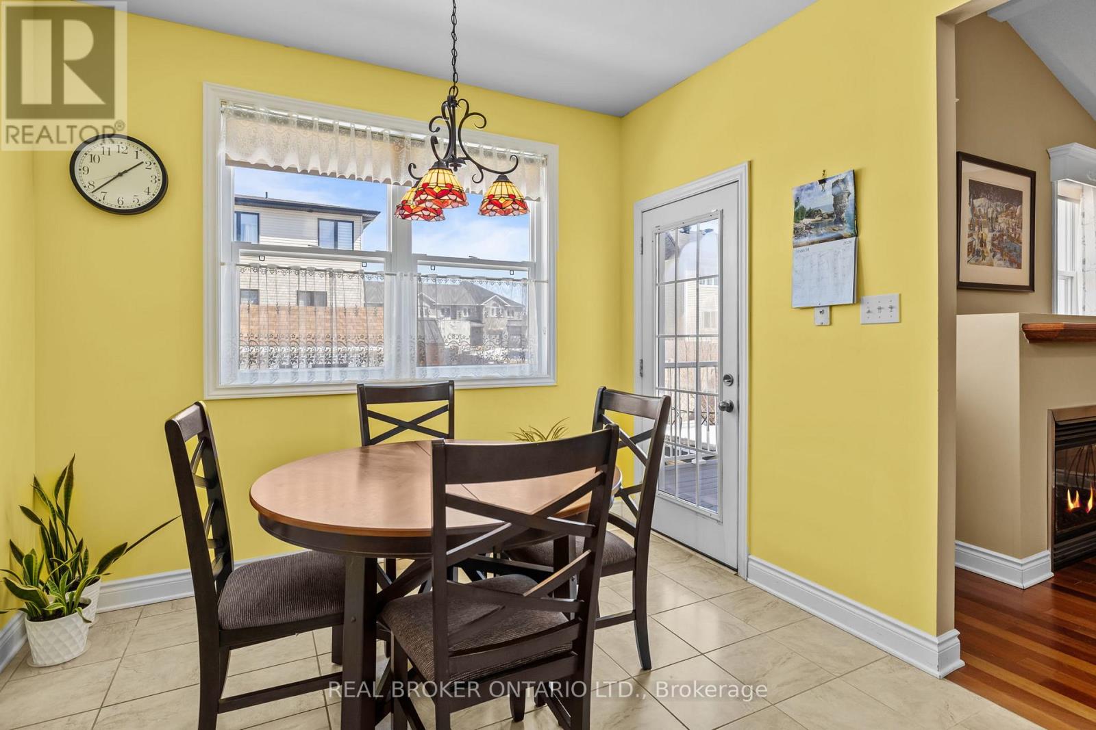 204 HILLPARK HIGH STREET - 10