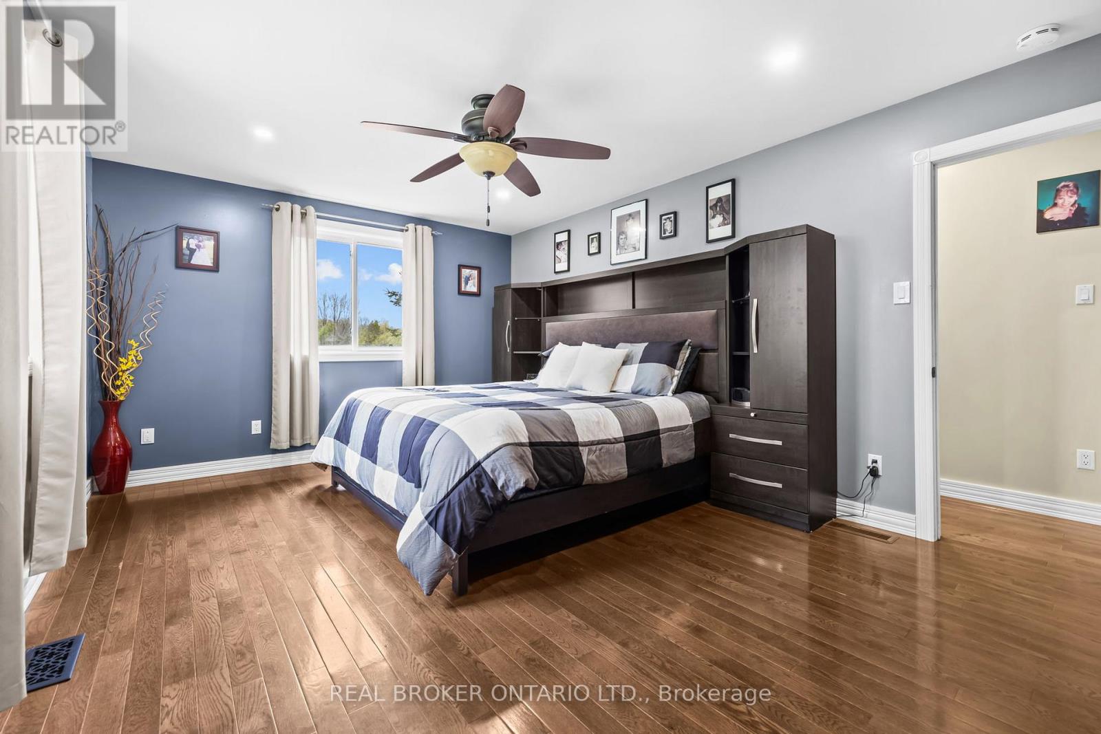 462 ANGLICAN CHURCH ROAD - 13