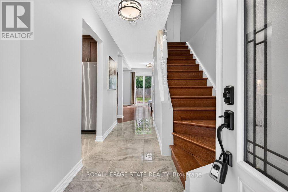 138 MEMORIAL AVENUE - 12