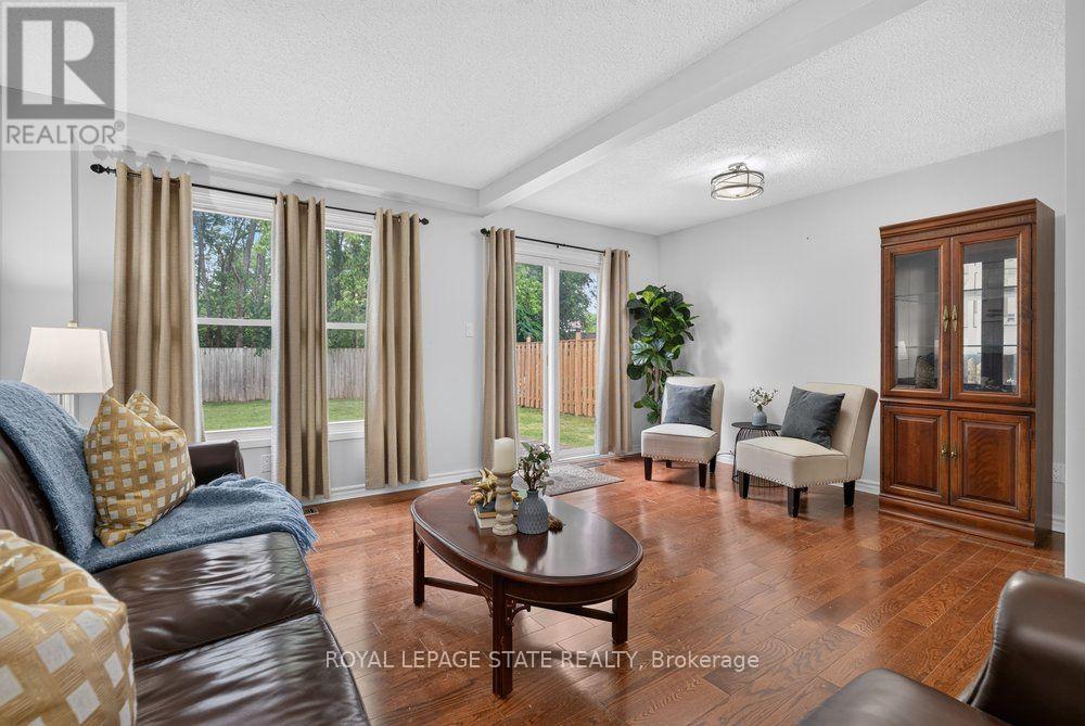 138 MEMORIAL AVENUE - 15
