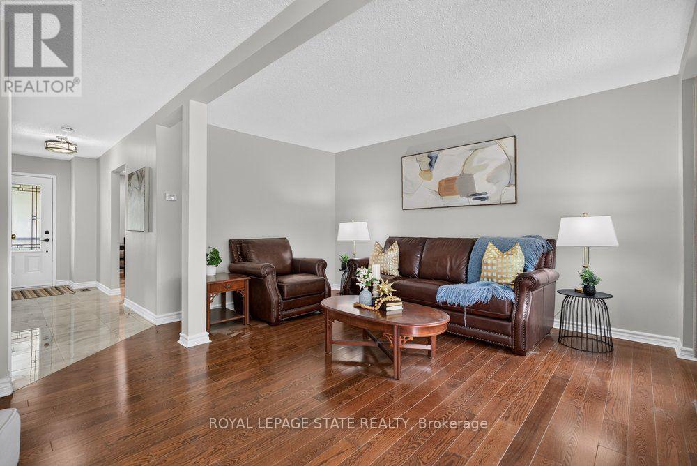 138 MEMORIAL AVENUE - 16