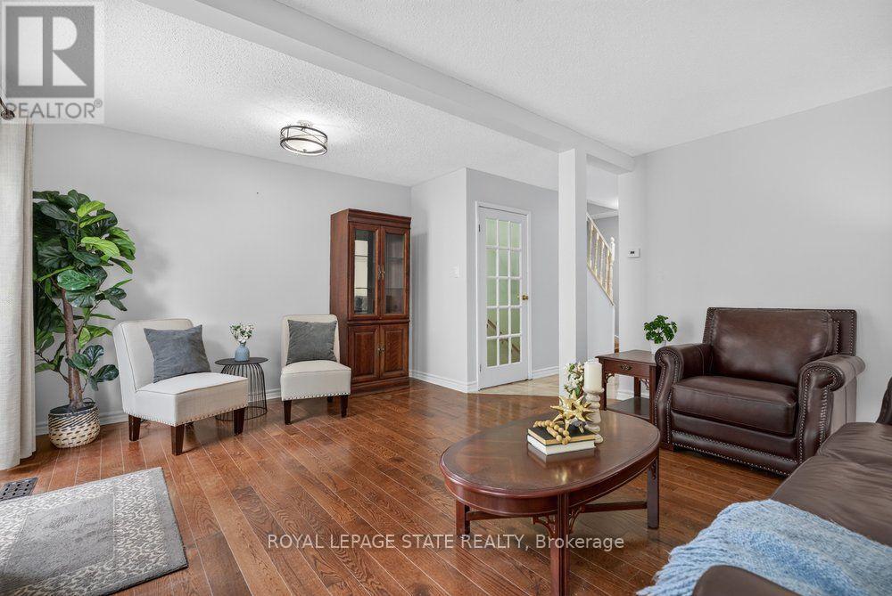 138 MEMORIAL AVENUE - 17