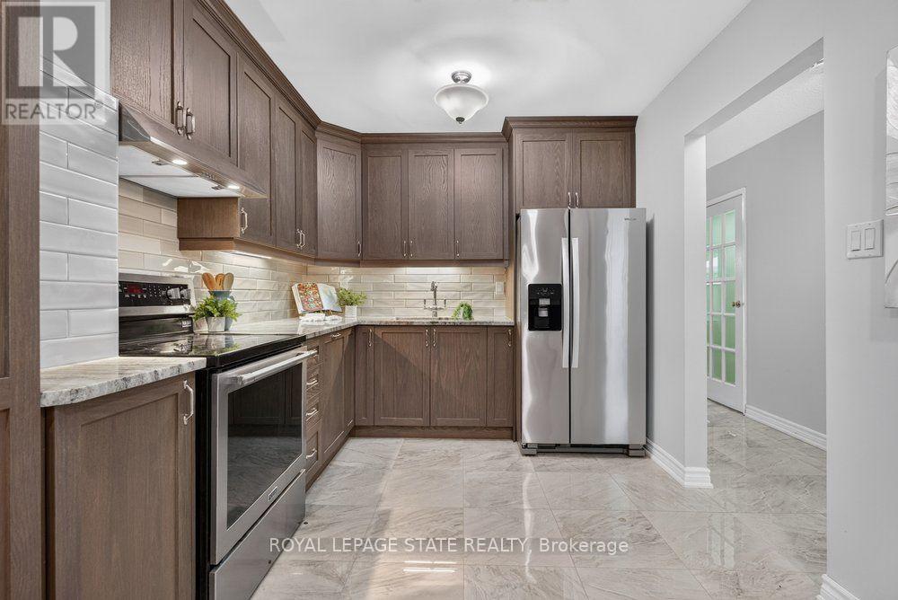 138 MEMORIAL AVENUE - 20