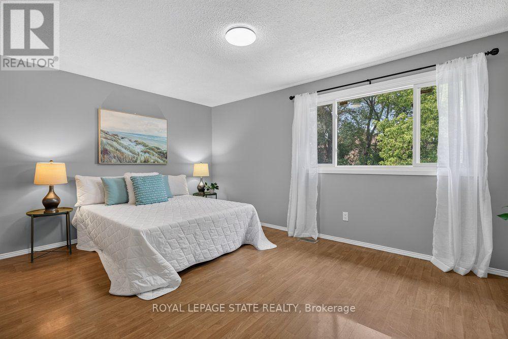 138 MEMORIAL AVENUE - 25