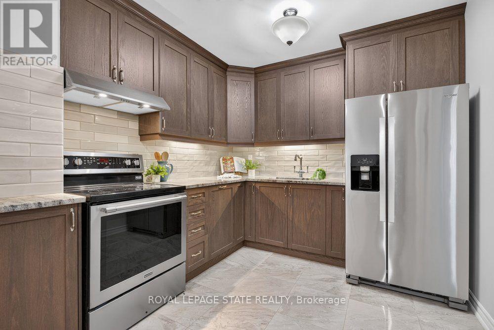 138 MEMORIAL AVENUE - 3