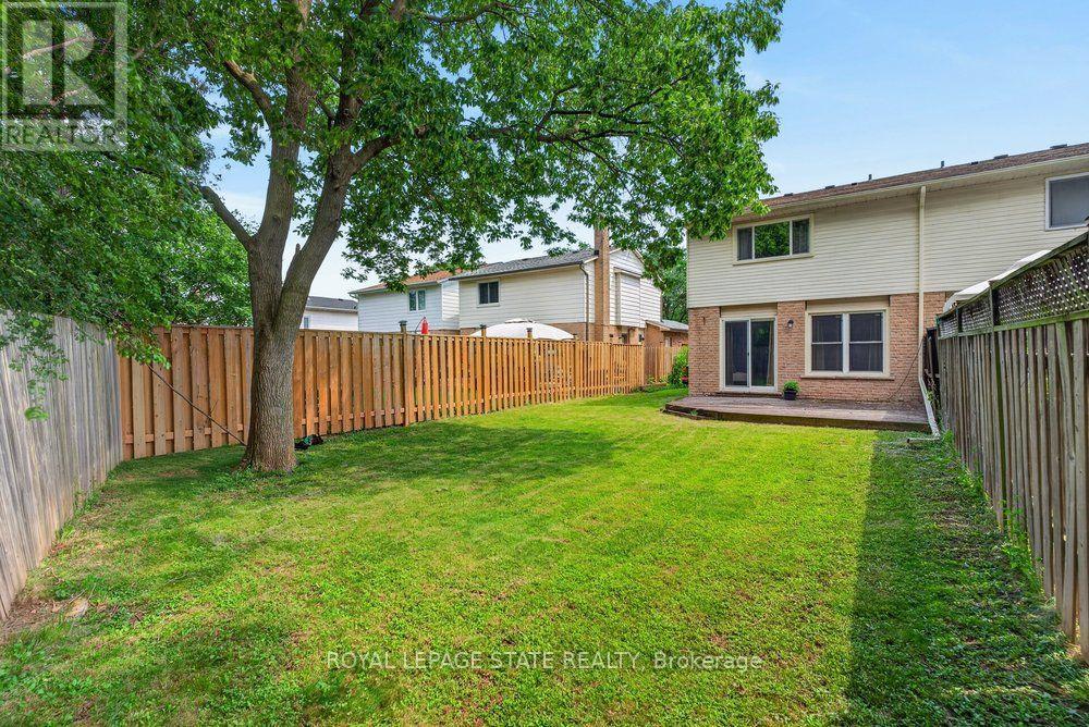 138 MEMORIAL AVENUE - 40