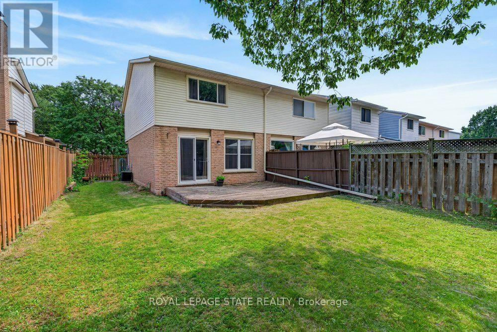 138 MEMORIAL AVENUE - 42