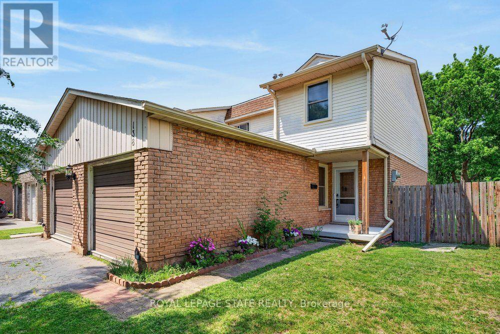 138 MEMORIAL AVENUE - 9