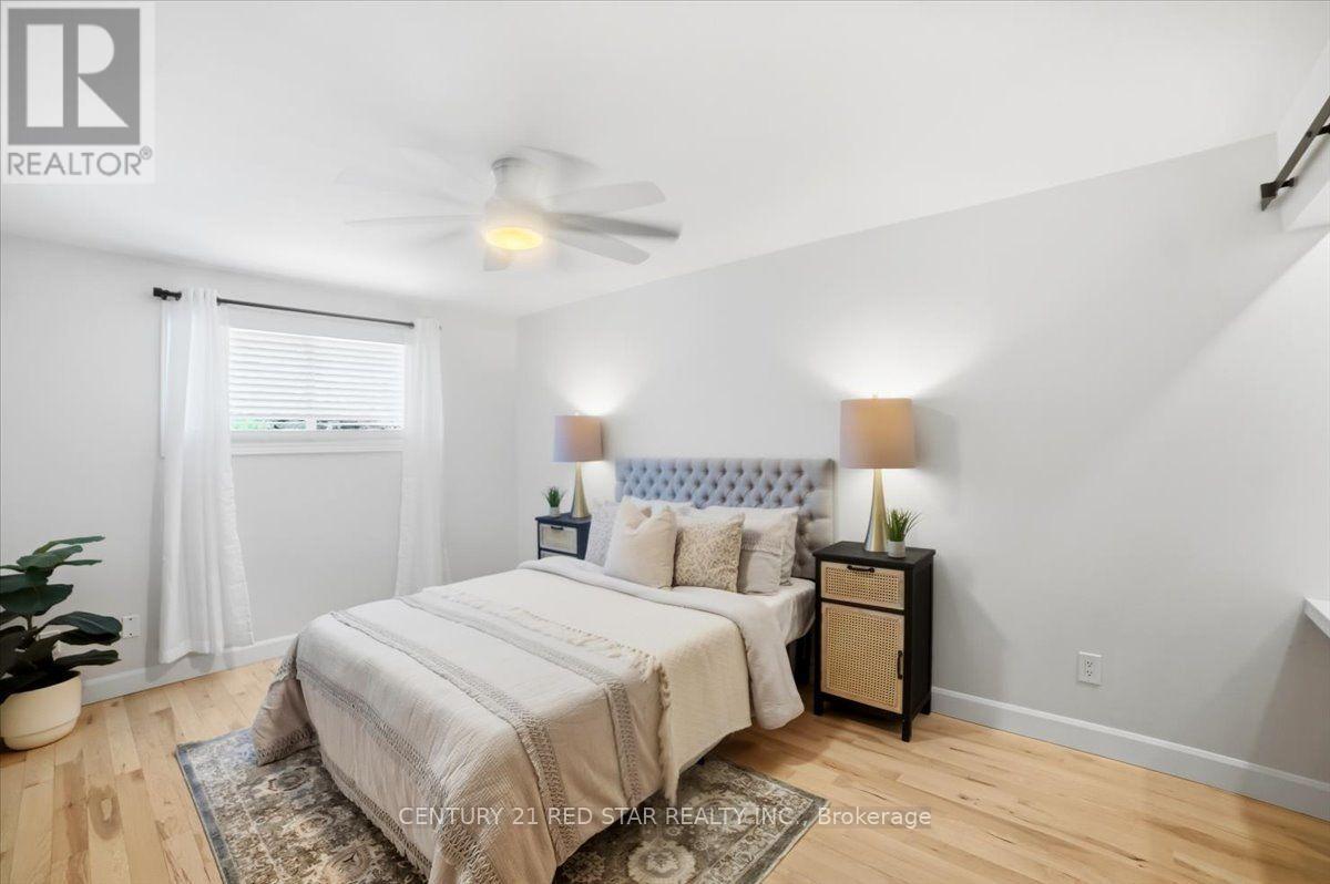 475 FORFAR STREET E - Image 11
