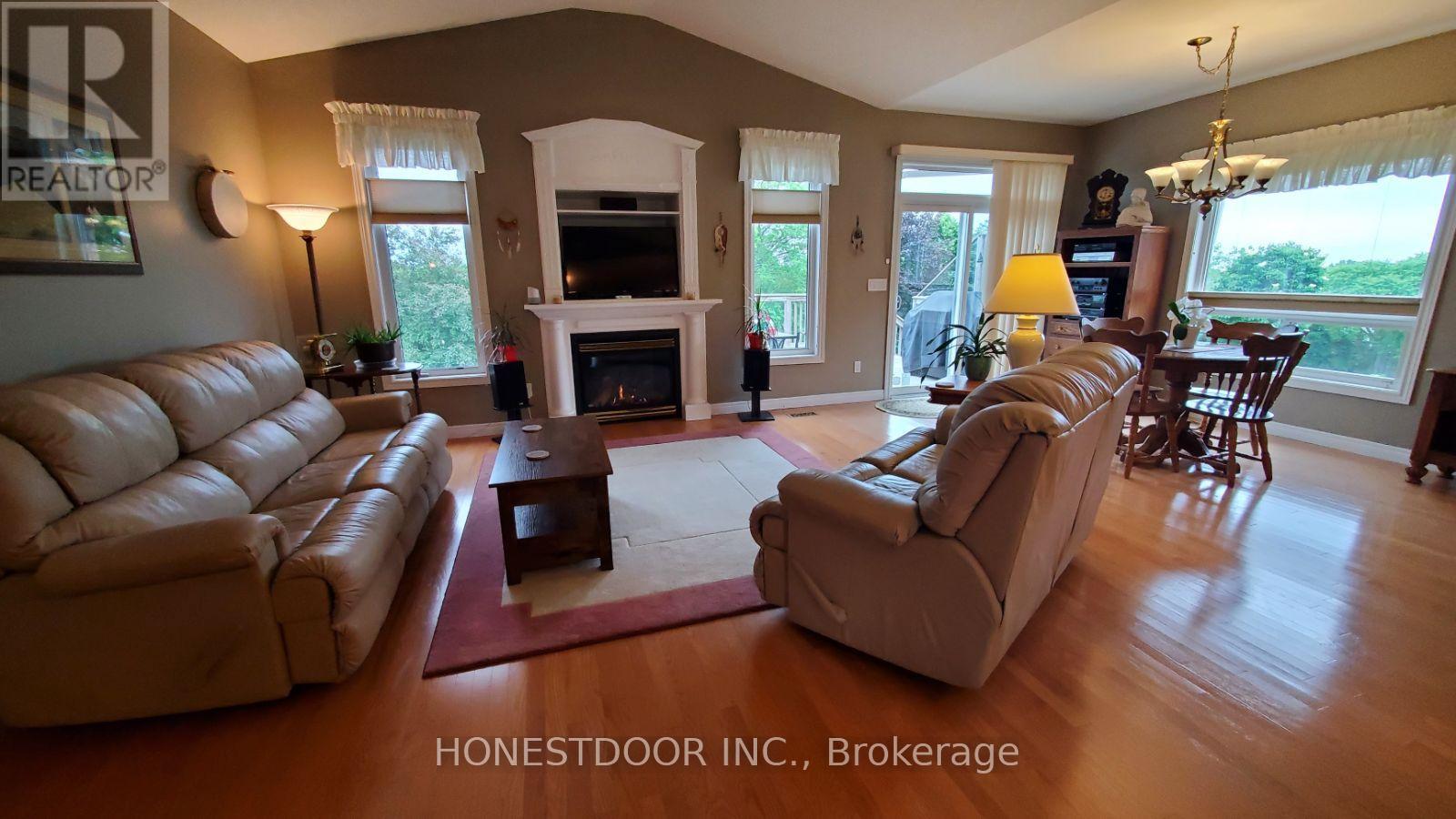 305 O'CONNOR COURT - 12