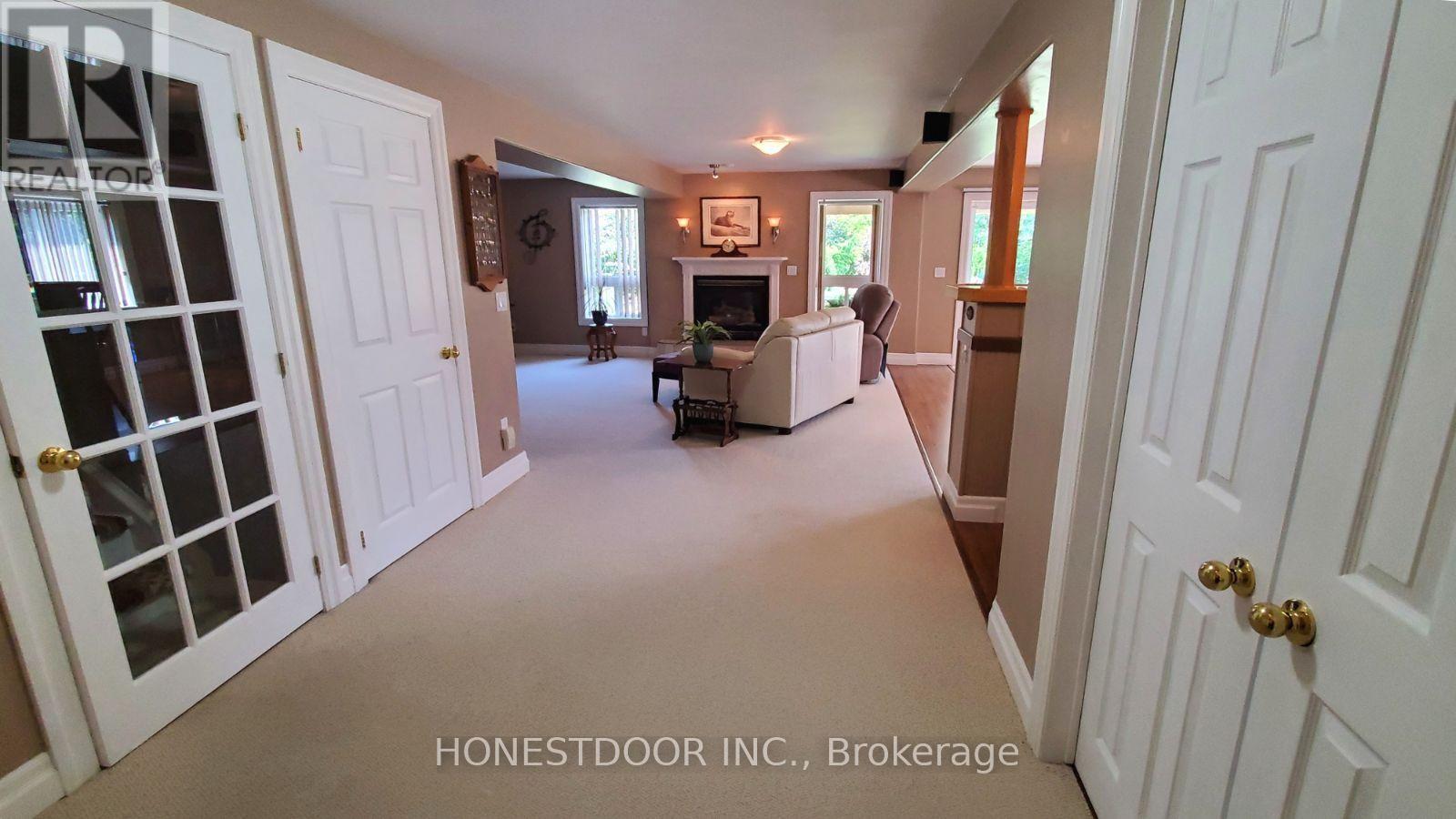 305 O'CONNOR COURT - 28