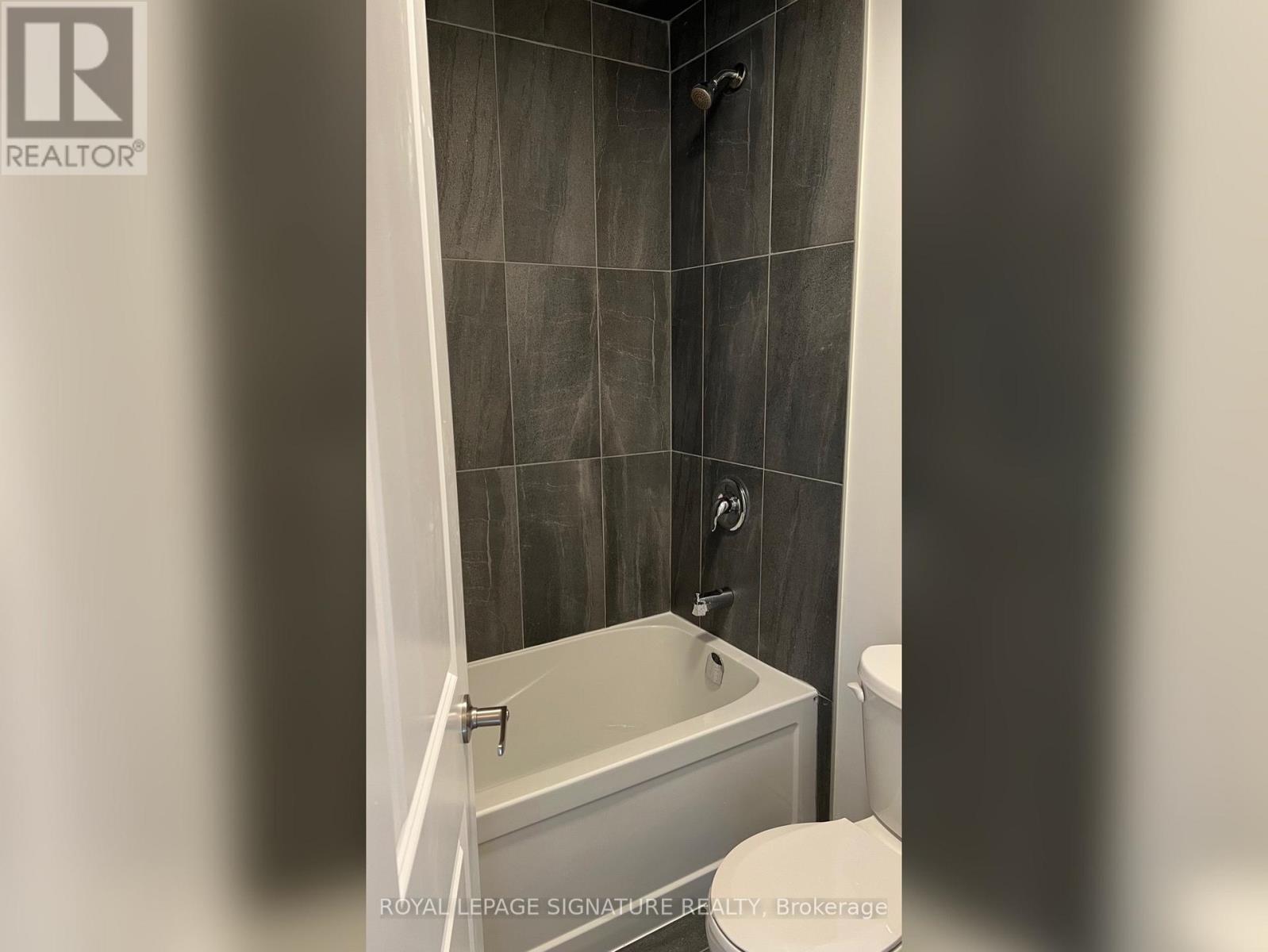 3128 TURNER CRESCENT - 23