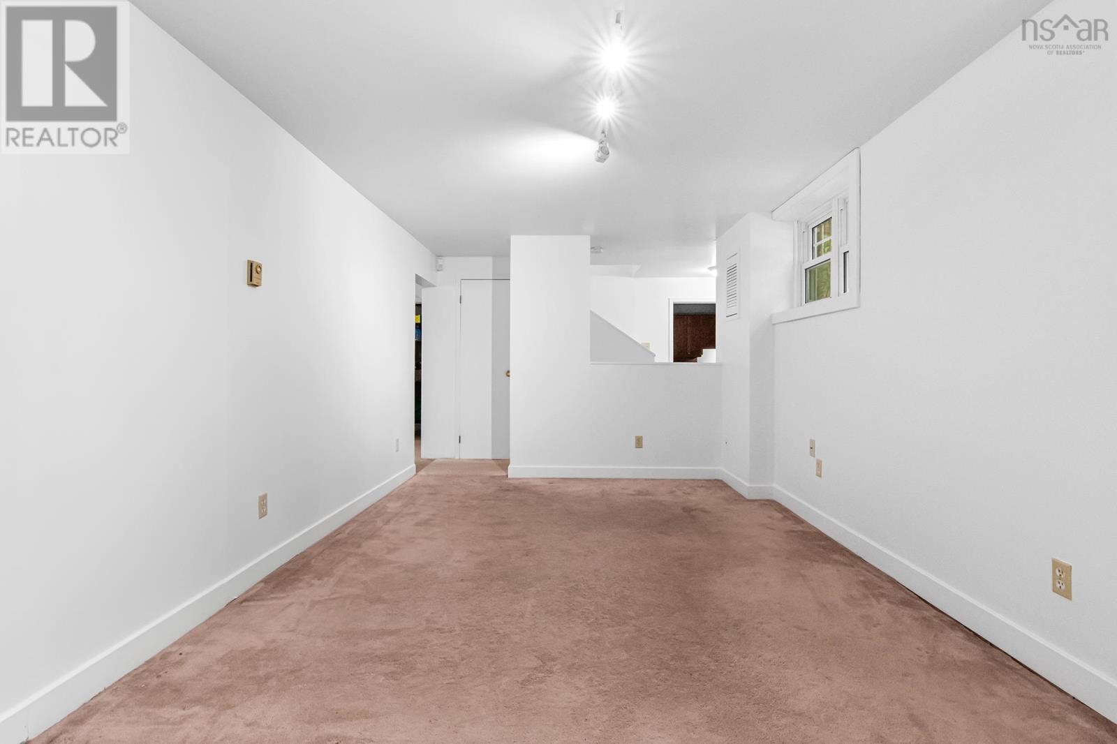 Property 31 of 49 of 13 Admiral Cove Drive