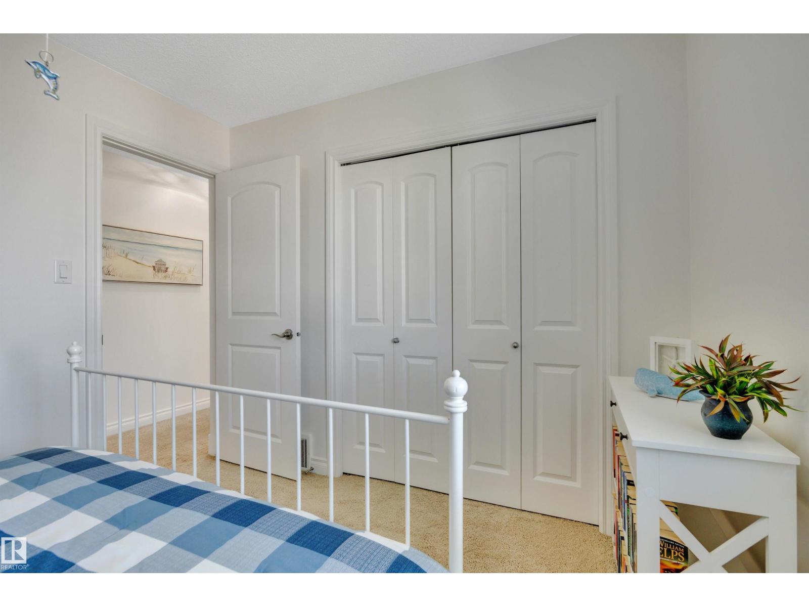 301 BRIDGEPORT PL - 35