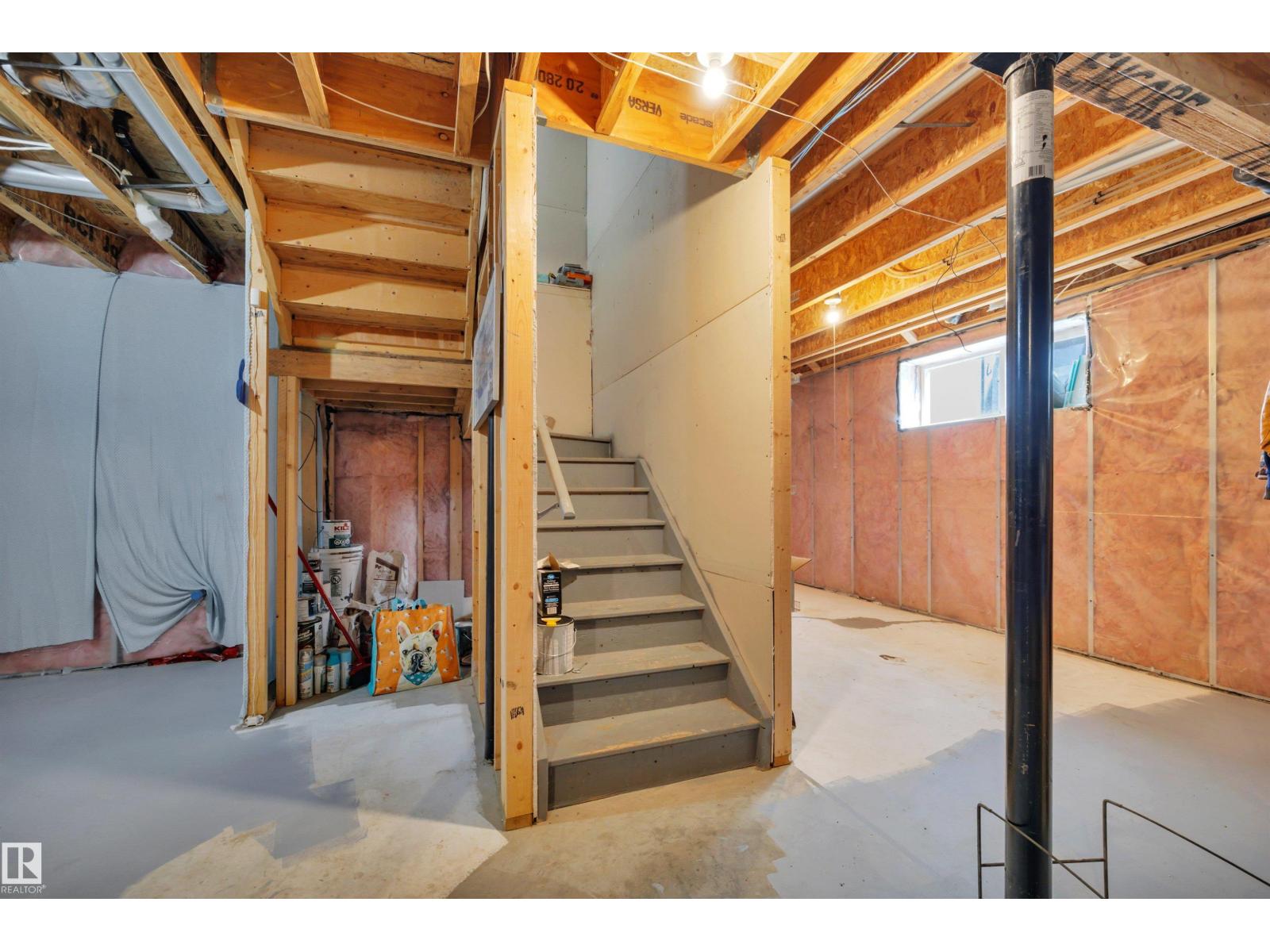 301 BRIDGEPORT PL - 38