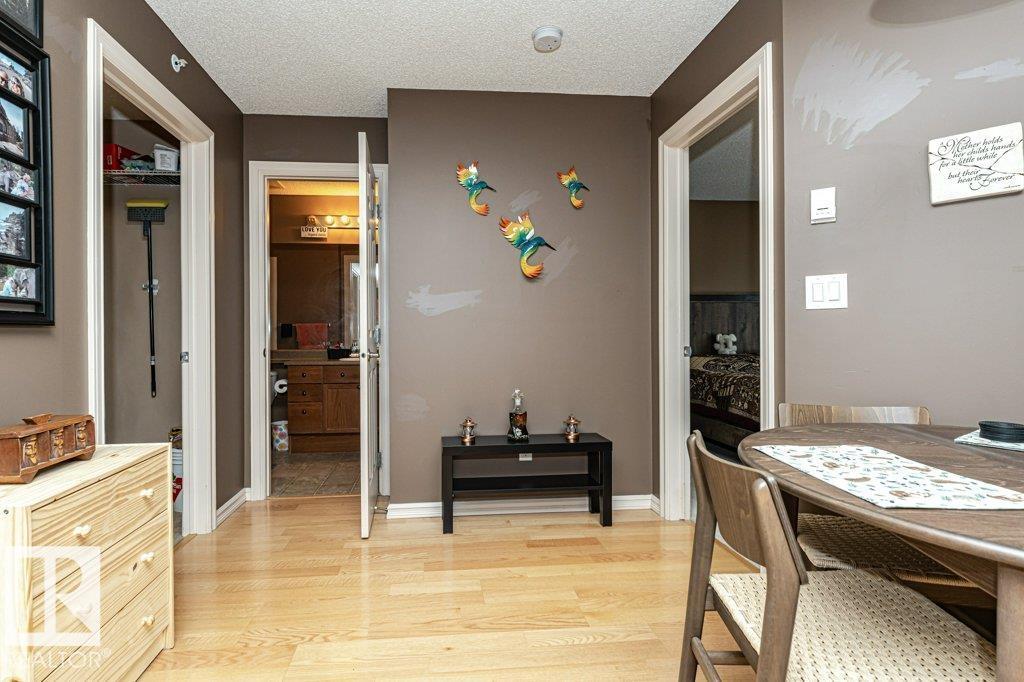 #414 4407 23 ST NW - 16