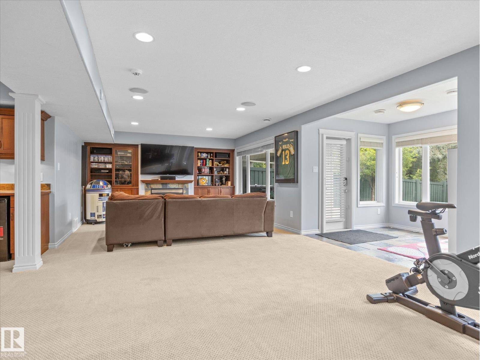 12438 18A AV SW — photo 34