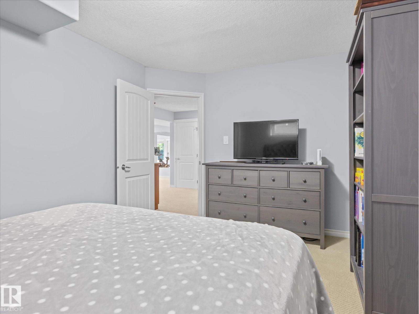 12438 18A AV SW — photo 38
