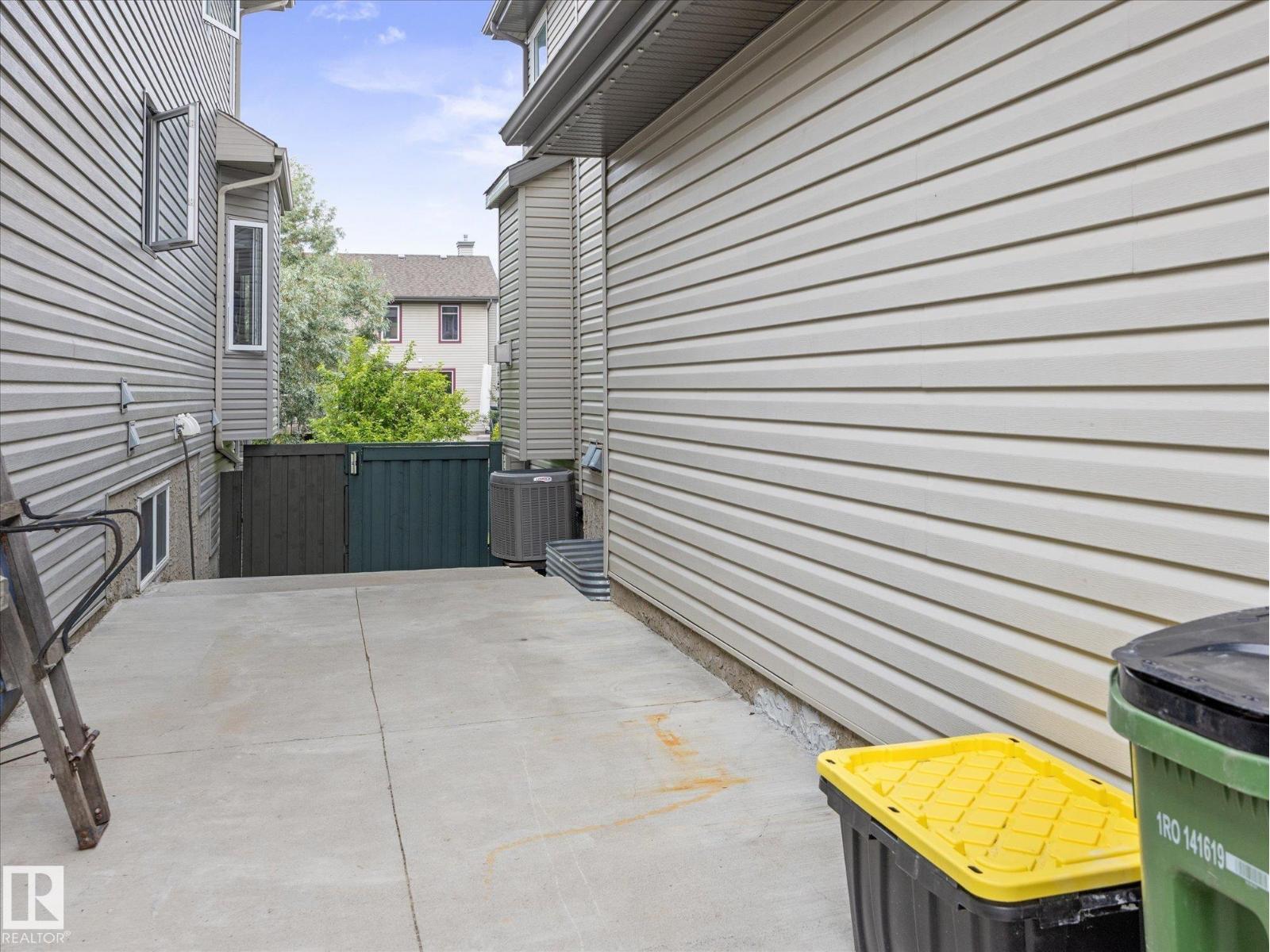 12438 18A AV SW — photo 41