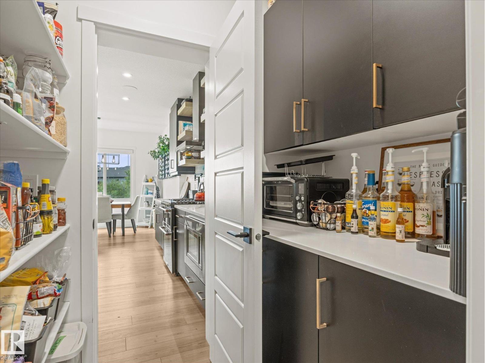 3648 6 ST NW - 12