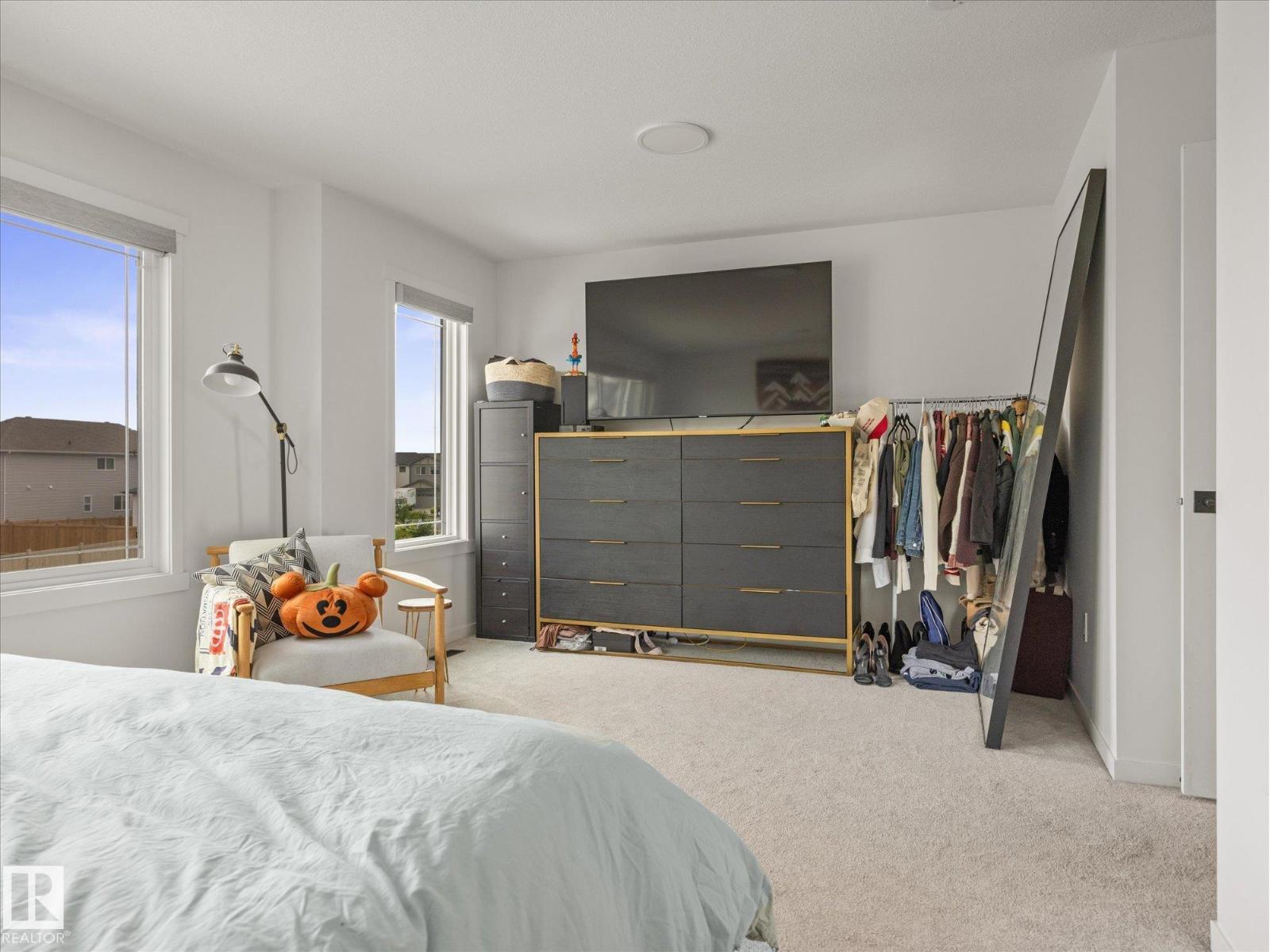 3648 6 ST NW - 21