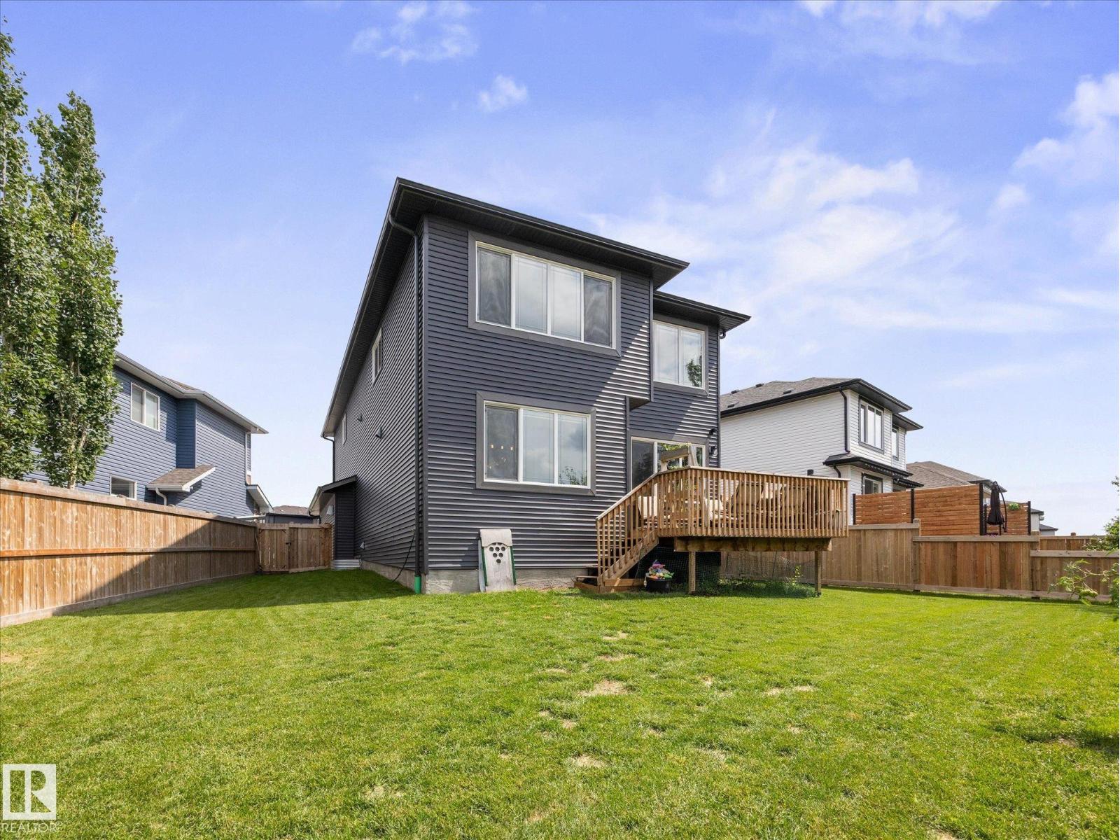 3648 6 ST NW - 43