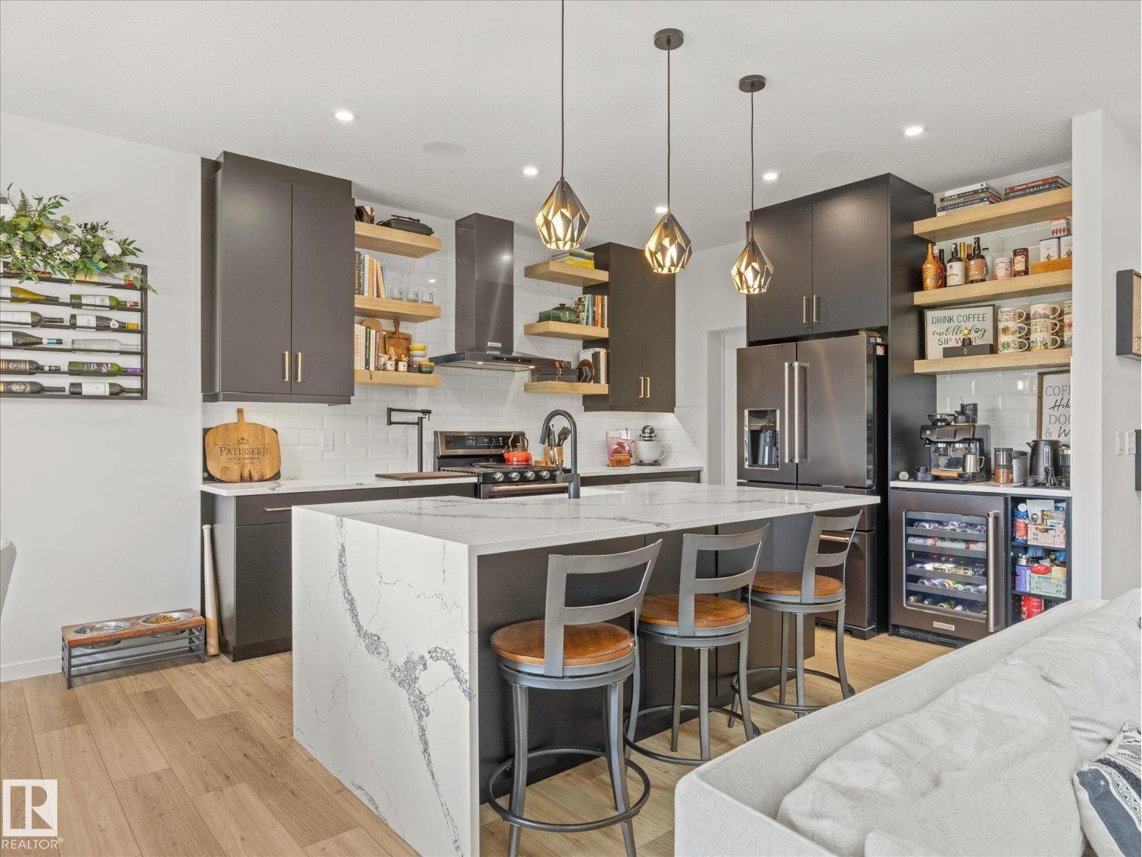 3648 6 ST NW - 6
