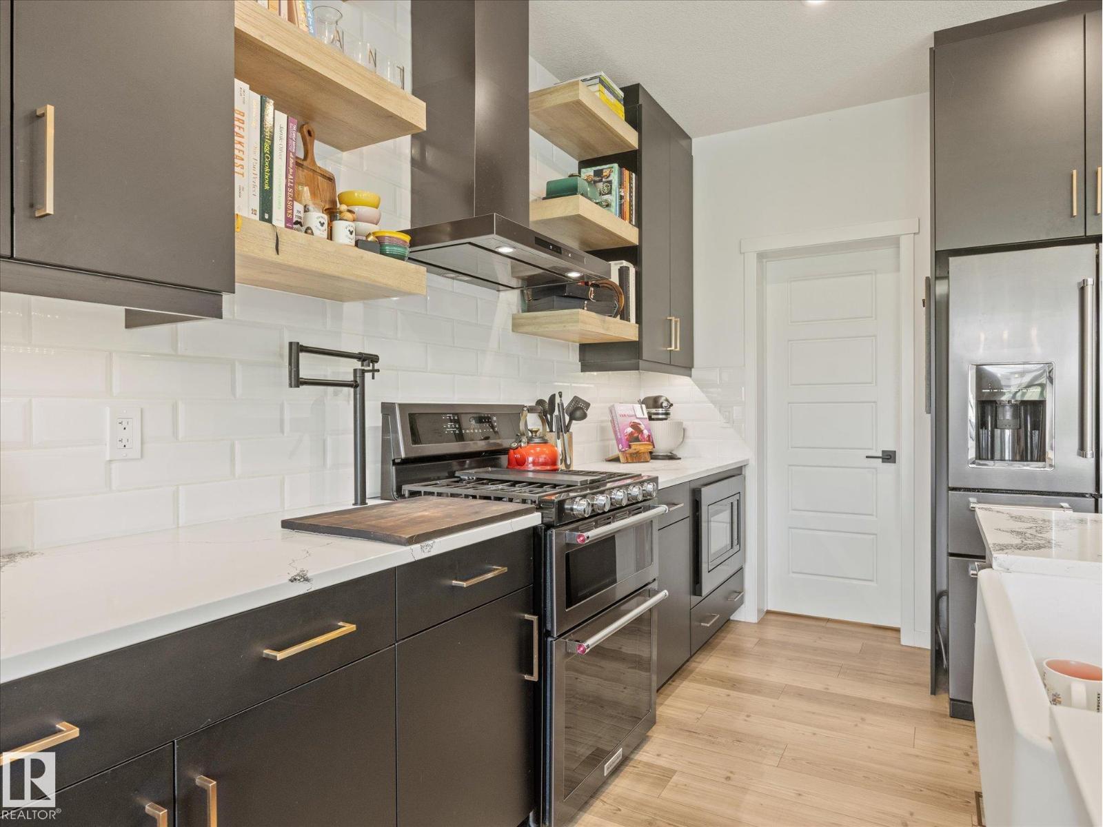 3648 6 ST NW - 8