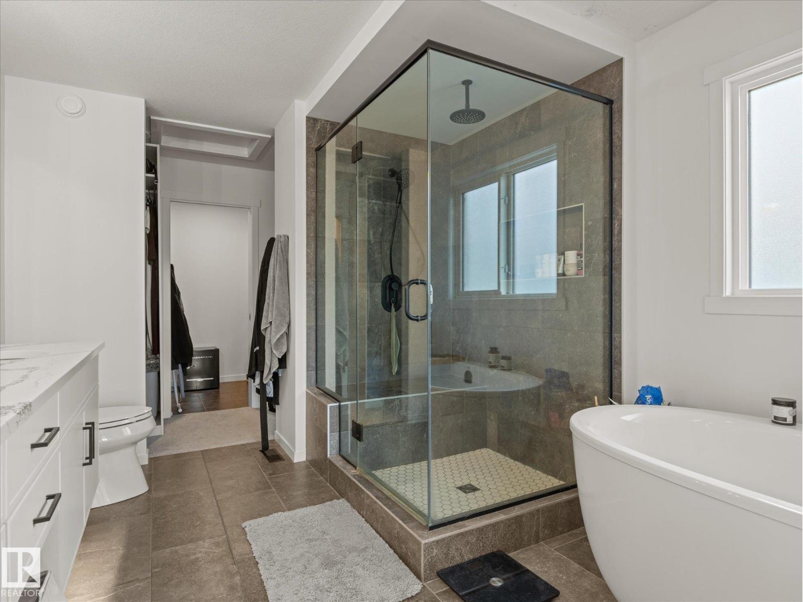 3648 6 ST NW - 23