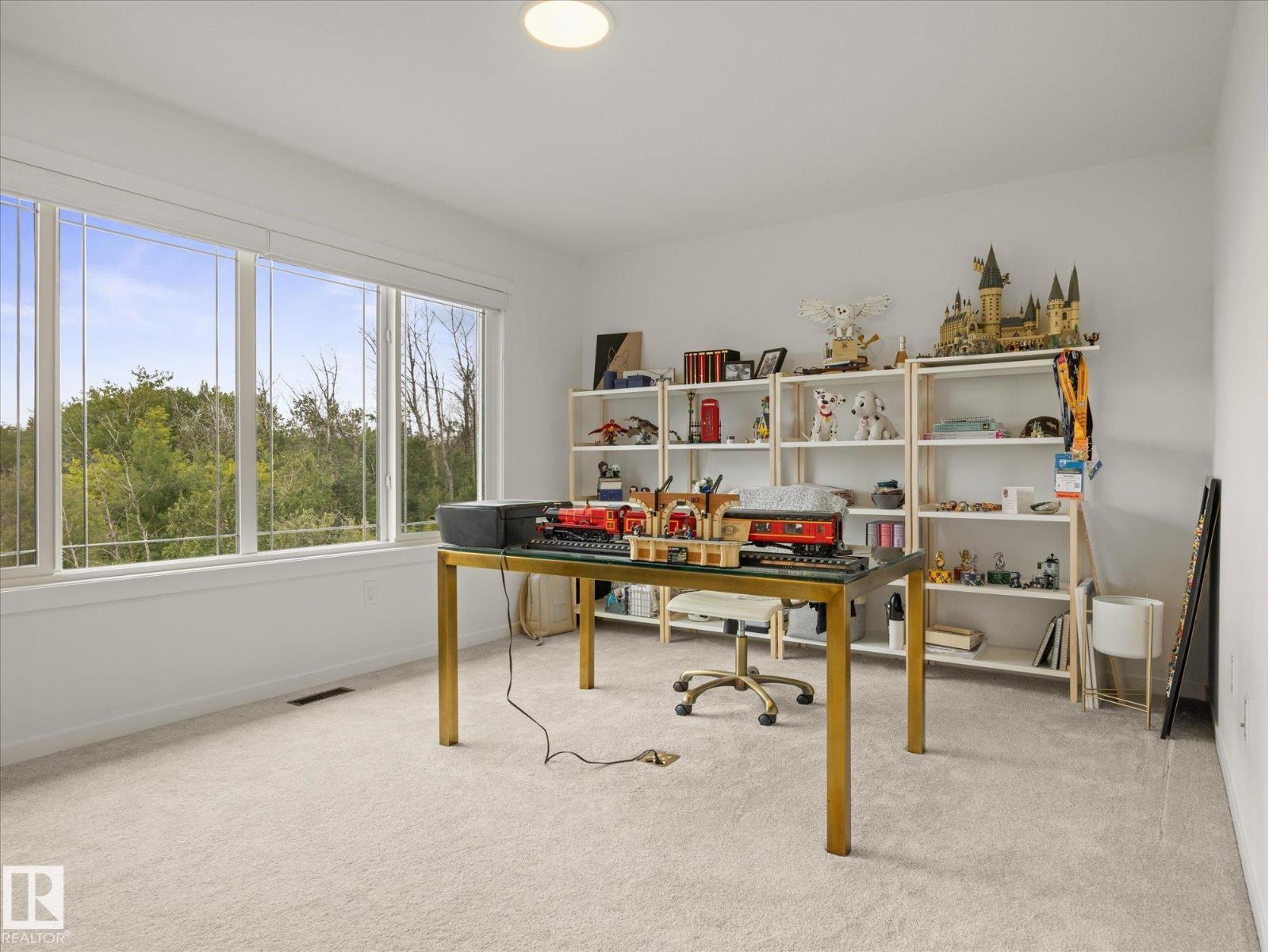 3648 6 ST NW - 18