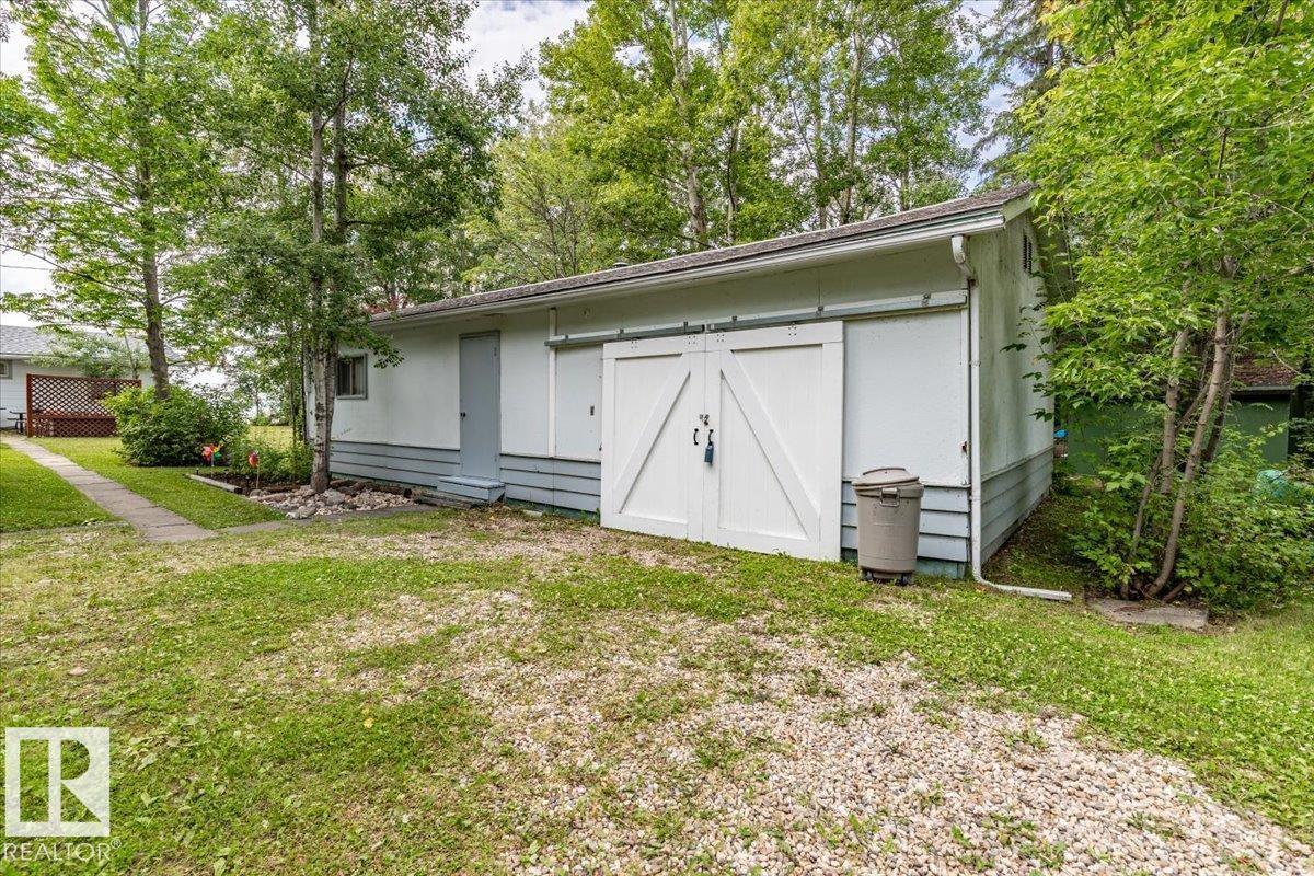 59 Beach Ave - 23