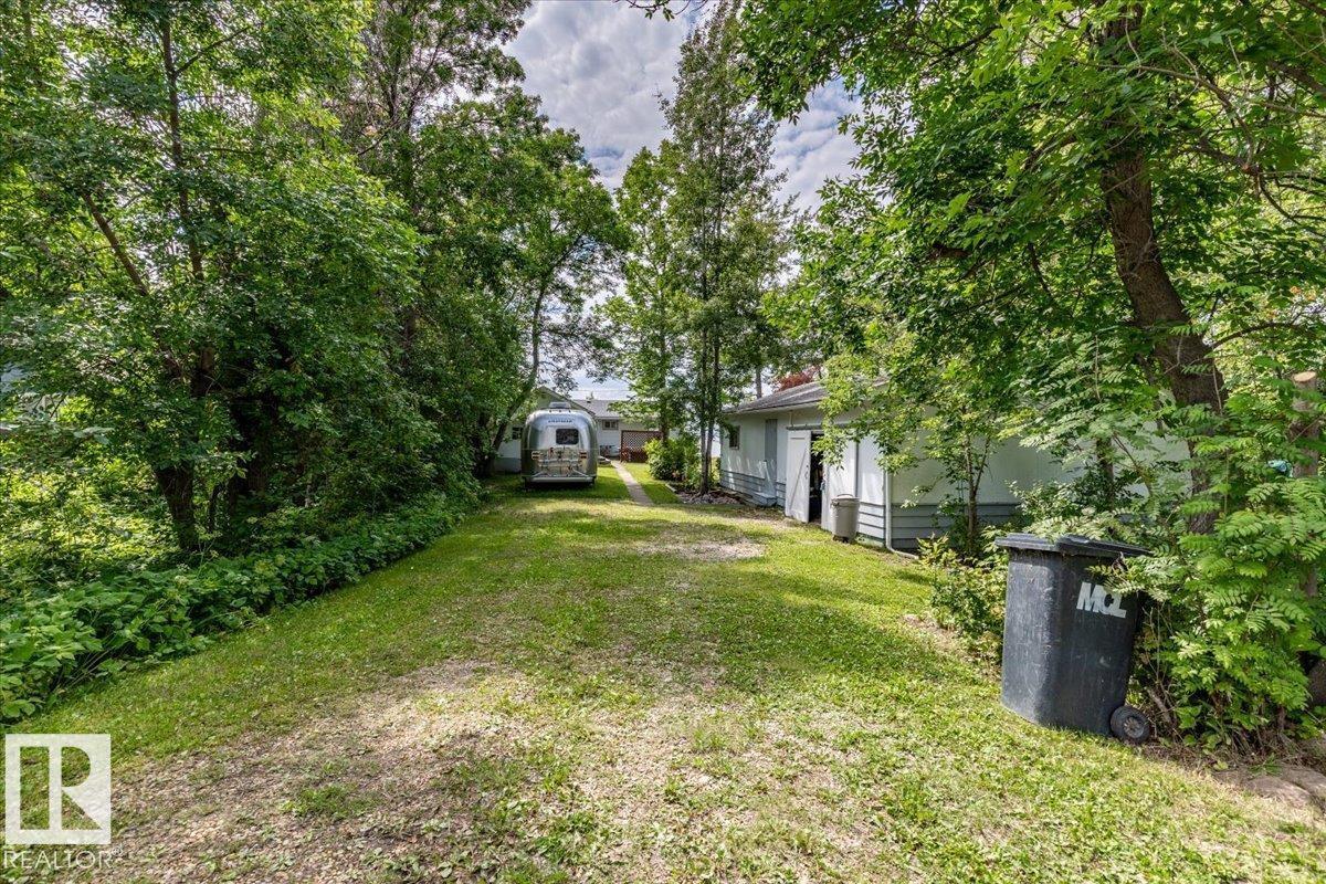 59 Beach Ave - 43