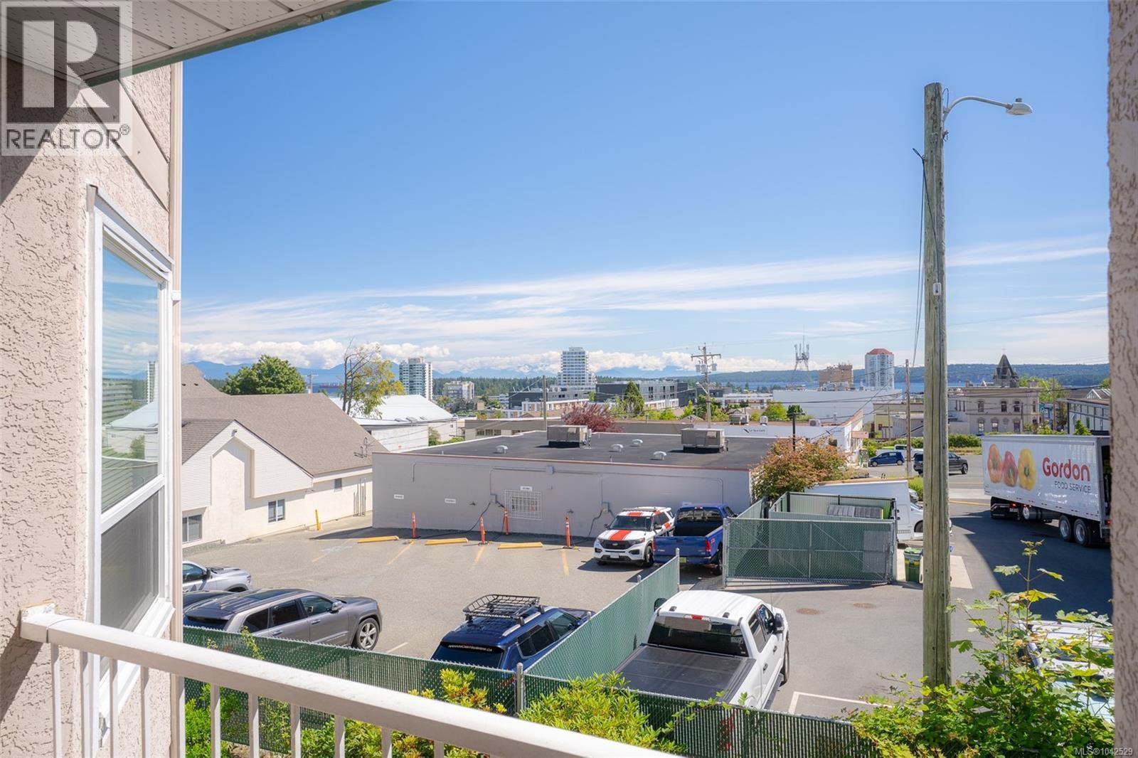 #305 240 Milton St - 30