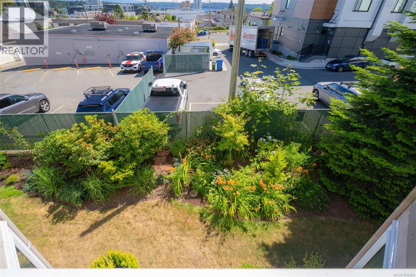 #305 240 Milton St - 31
